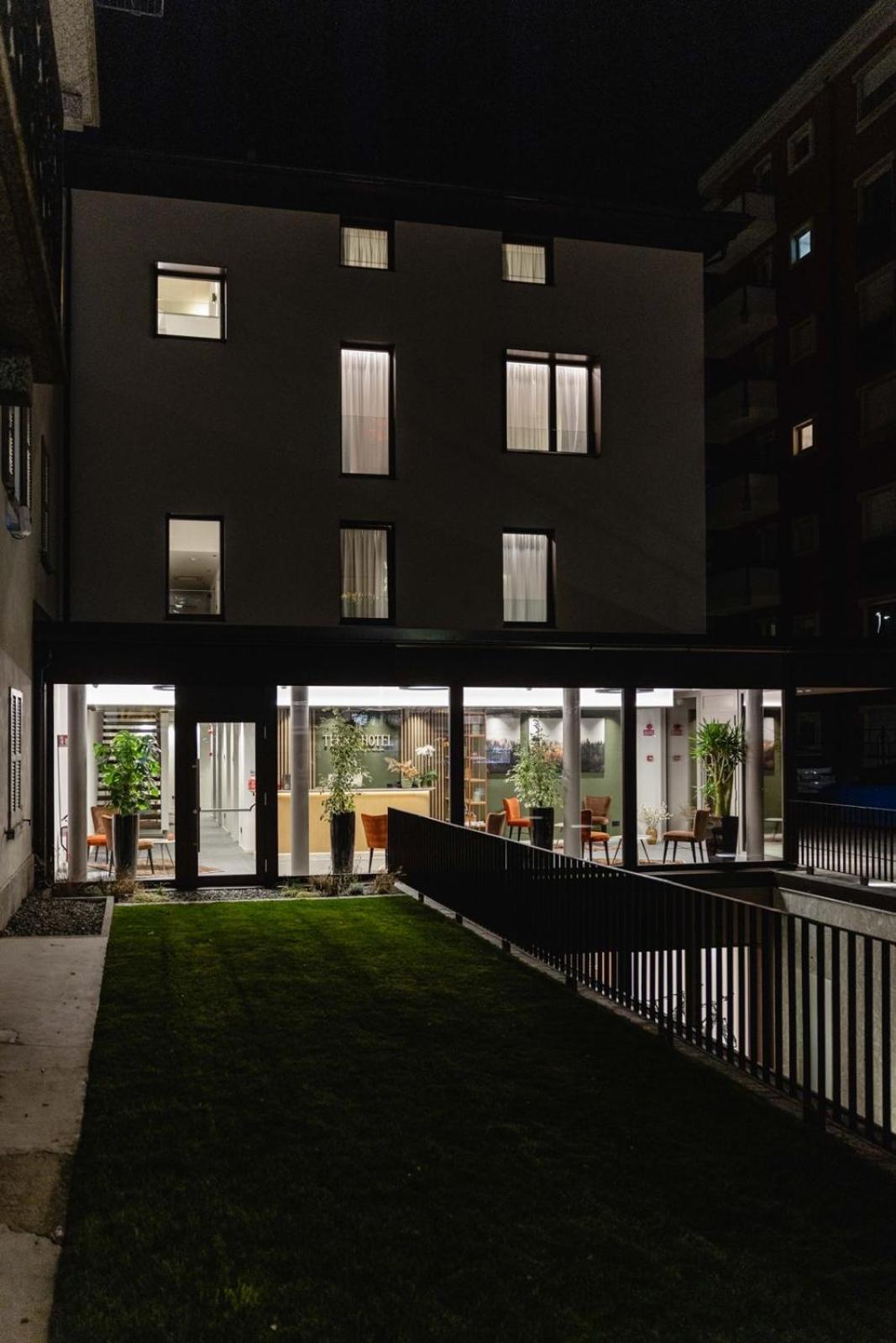 Terra Hotel Boutique Tirano Bagian luar foto