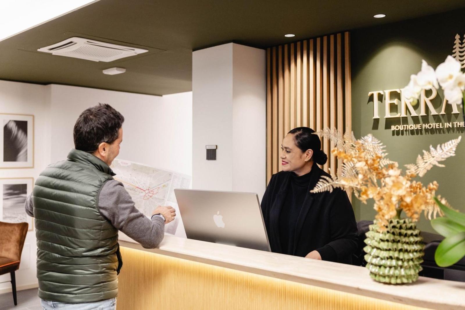 Terra Hotel Boutique Tirano Bagian luar foto